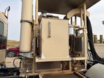 4 Underbody - Truck with Hydraulic Tank