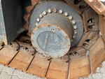 Drivetrain with Right Final Drive