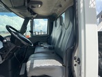 Cab with Seats/armrests