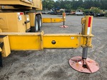 Hydraulics - Crane Carrier/Chassis with Stabilizer Cylinders
