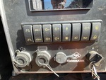 Control Station with Luces de advertencia del motor