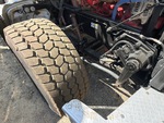 Underbody with Right Steer Tire