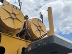 Crane Superstructure Hydraulics with Auxiliary Hoist