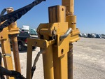 Hydraulics with Stabilizer Cylinders