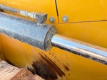 Hydraulics with Blade Lift Cylinders
