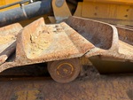 Undercarriage with Left Grouser Height