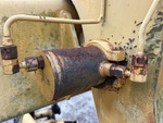 Hydraulics with Saddle Positioning Cylinder
