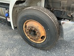 Underbody with Right Steer Tire
