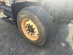 Underbody with Right Steer Tire