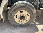 4 Underbody - Truck with Right Steer Tire