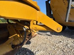 Hydraulics with Blade Angle Cylinders