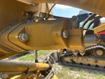 Hydraulics with Saddle Positioning Cylinder