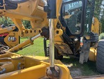 Hydraulics with Blade Lift Cylinders