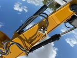 Hydraulics with Auxiliary Hydraulic Plumbing