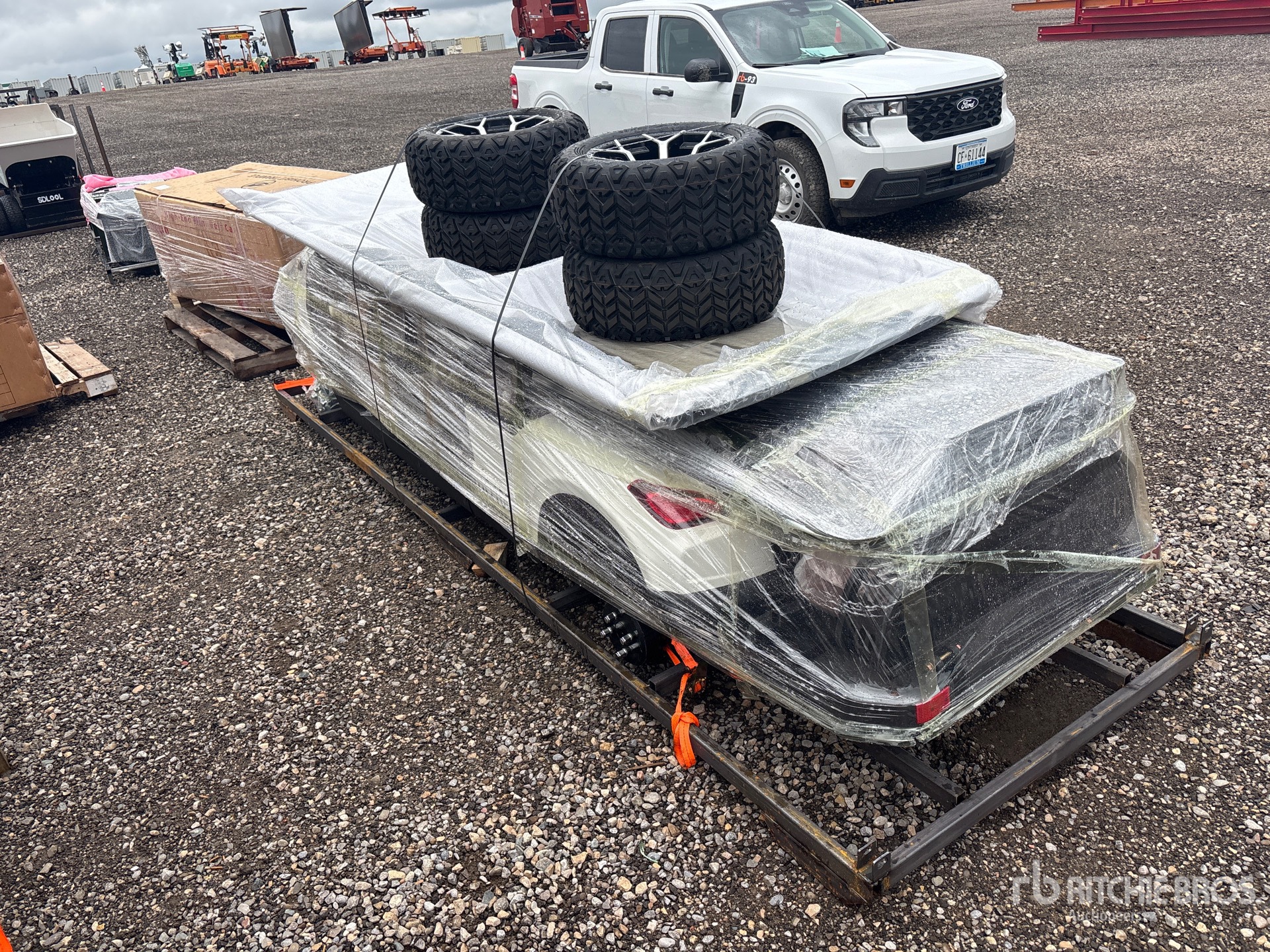General Appearance with Picture, Right Rear Corner