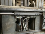 Hydraulics with Side Shift Cylinder