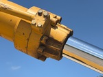 Hydraulics with Vérin de godet