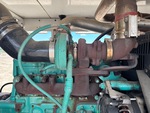 Engine with Auspuffanlage