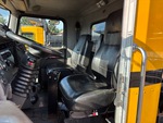 Cab with Seats/armrests