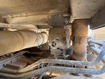 4 Underbody - Truck with Cab Suspension Air Bags