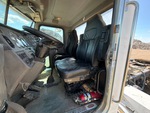 4 Transmision with Seats/armrests