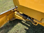 Hydraulics with Blade Cylinders