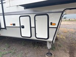 General Appearance with Exterior Lights