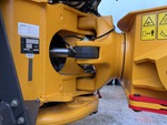 Chassis with Clavijas centrales de articulación