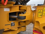 Chassis with Clavijas centrales de articulación