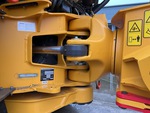 Chassis with Clavijas centrales de articulación