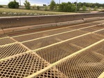 Feeder with Deck Frames / Wear Bars