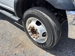 Underbody with Right Steer Tire