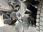 Underbody with Tuleje zawieszenia