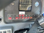 Control Station with Luces de advertencia del motor