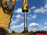 Hydraulics with Bucket Cylinder