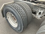 4 Underbody - Truck with Right Rear Drive Tires