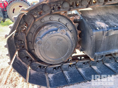 Drivetrain with Left Final Drive