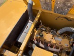 Motor with Auspuffanlage