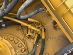 Hydraulics with Hydraulic Center Swivel