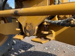 Chassis with Usure de la broche articulée de l'essieu avant