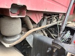 4 Underbody - Truck with Cab Suspension Air Bags