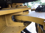Chassis with Clavijas centrales de articulación