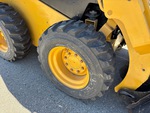Podwozie with Right Front Tire