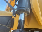 Hydraulics with Frame Leveling Cylinders