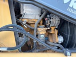 Moteur with Engine - Right Side