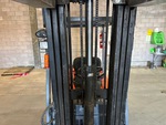 Hydraulics with Mast Lift Cylinders