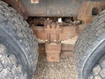 Underbody with Tuleje zawieszenia