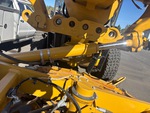 Hydraulics with Blade Angle Cylinders