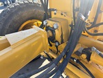 Chassis with Front Axle Oscillating Pin