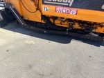 Chassis with Ramiona ładowarki urządzenia do szlichtowania
